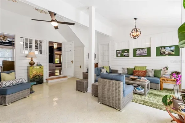 $1,249,500 | 2326 2nd Avenue East, Bradenton, FL 34208