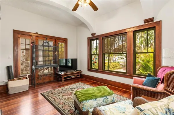 $1,249,500 | 2326 2nd Avenue East, Bradenton, FL 34208