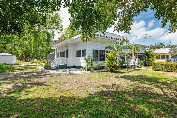 $1,249,500 | 2326 2nd Avenue East, Bradenton, FL 34208