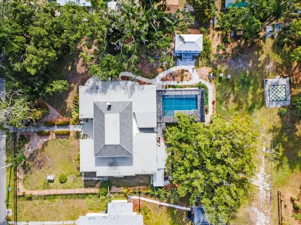 $1,249,500 | 2326 2nd Avenue East, Bradenton, FL 34208