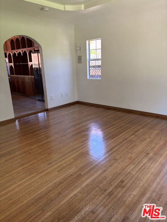 1631 South Point View Street Los Angeles, CA 90035 - Photo 5 of 16