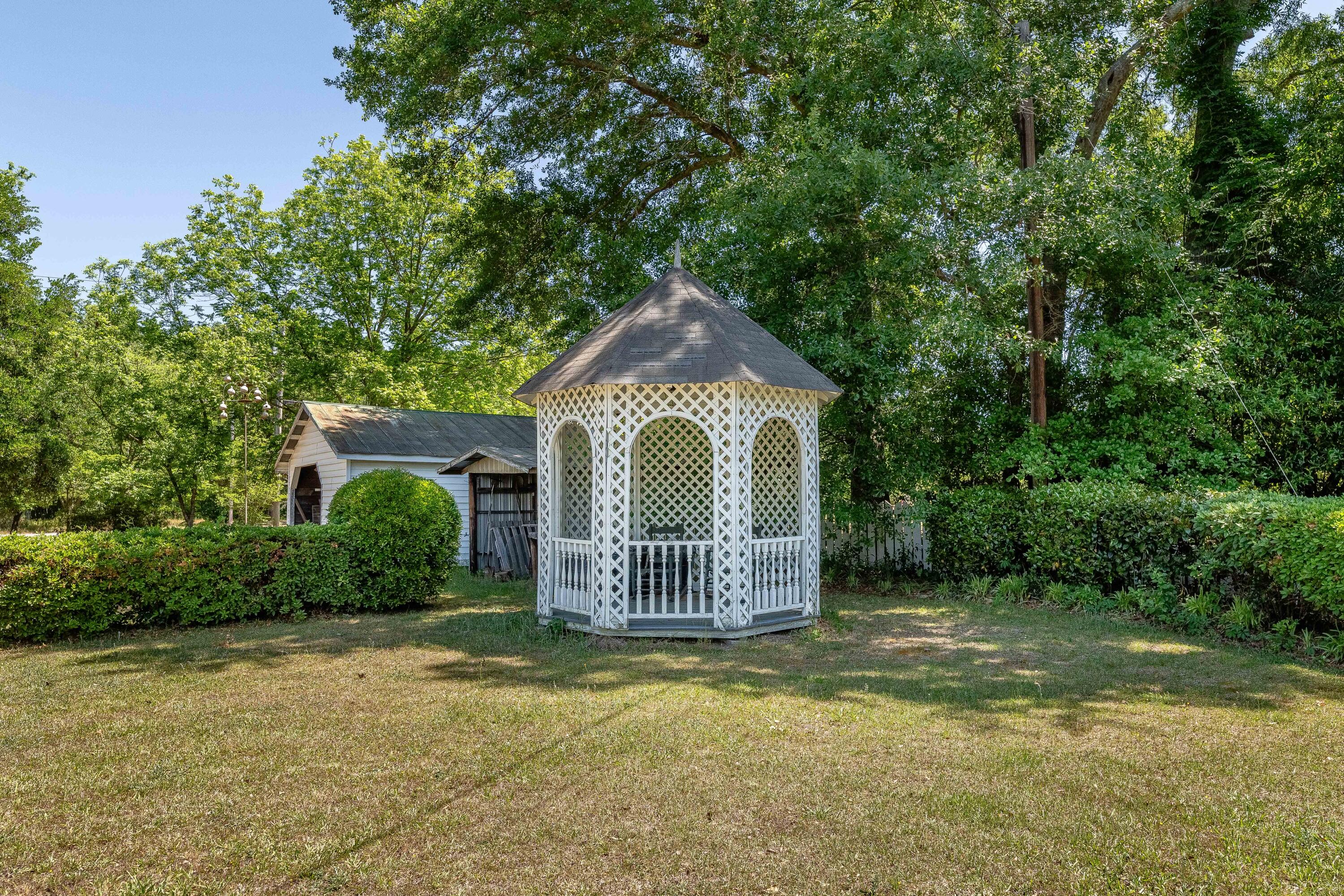 713 East Harlin Street Elloree, SC 29047 - Photo 10 of 45