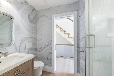 $4,795,000 | 702 David Whites Lane, Southampton, NY 11968