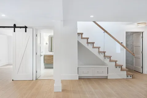 $4,795,000 | 702 David Whites Lane, Southampton, NY 11968