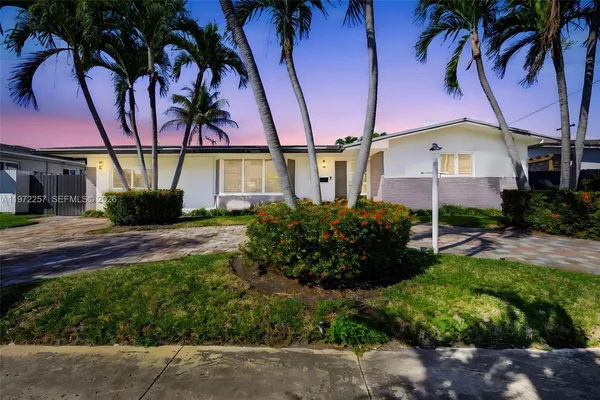 $6,850 | 1871 Northeast 186th Street, North Miami Beach, FL 33179