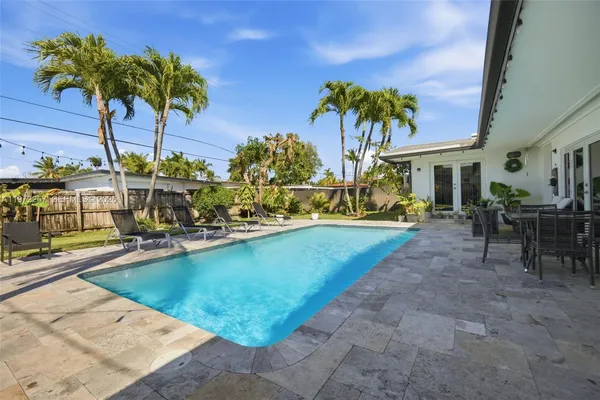 $6,850 | 1871 Northeast 186th Street, North Miami Beach, FL 33179