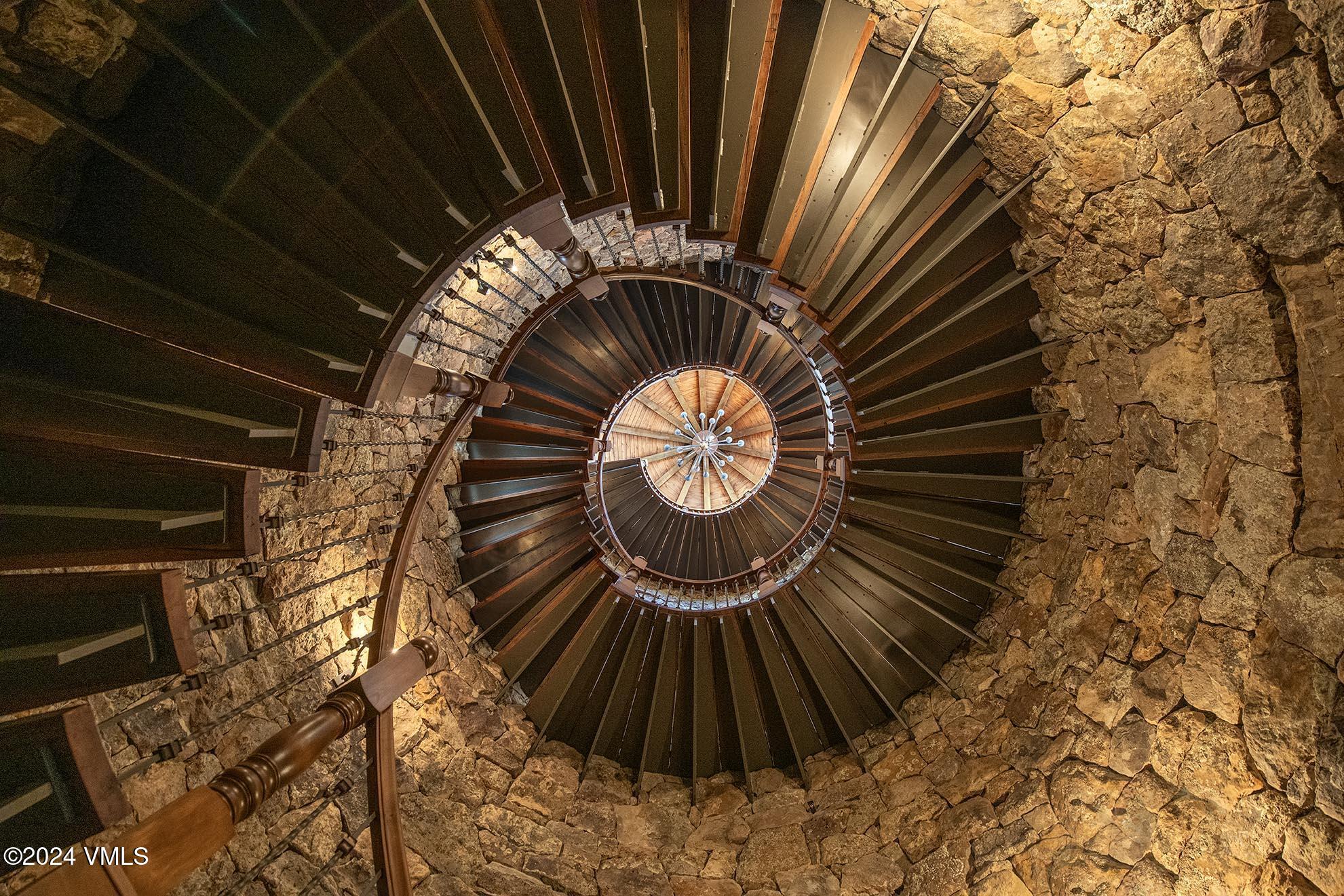 1094 Riva Glen Vail, CO 81657 - Photo 23 of 29 DSC_1301