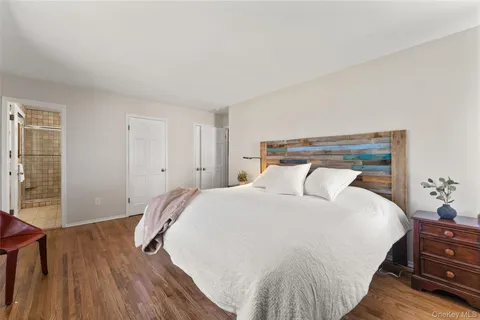 $1,600,000 | 7 Dogwood Lane, Irvington, NY 10533