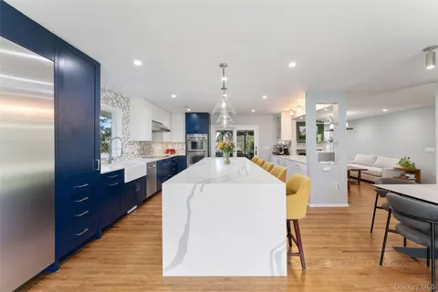 $1,600,000 | 7 Dogwood Lane, Irvington, NY 10533