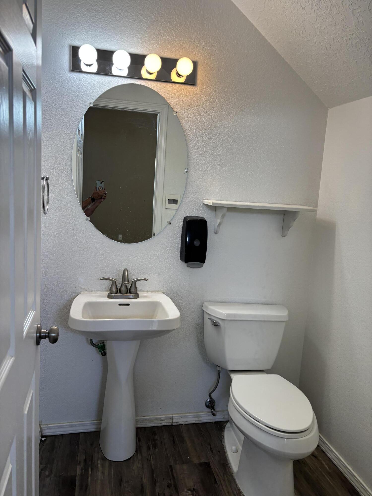 7123 Husky Drive Northeast Rio Rancho, NM 87144 - Photo 7 of 24 Gallery Image 7