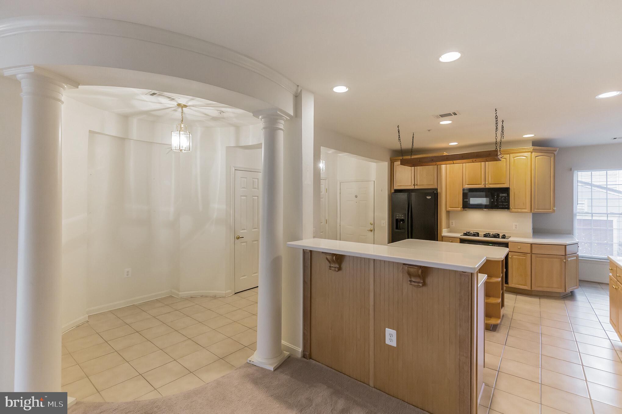 605 Runabout Loop Solomons, MD 20688 - Photo 18 of 31 Kitchen