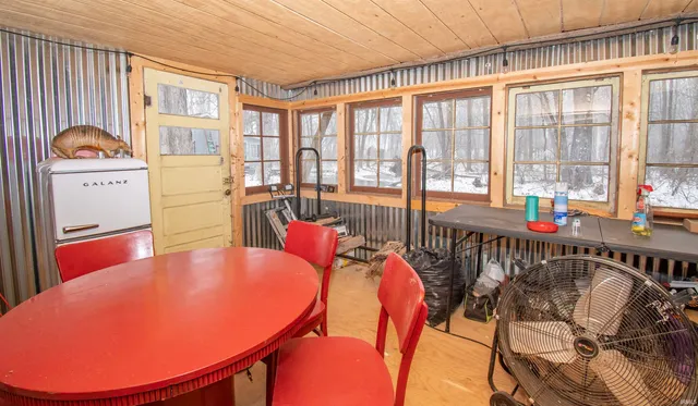 $324,900 | 2008 East Riverside Drive, Warsaw, IN 46582