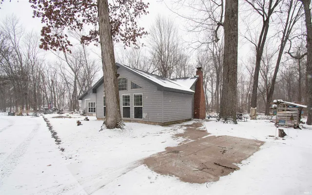 $324,900 | 2008 East Riverside Drive, Warsaw, IN 46582