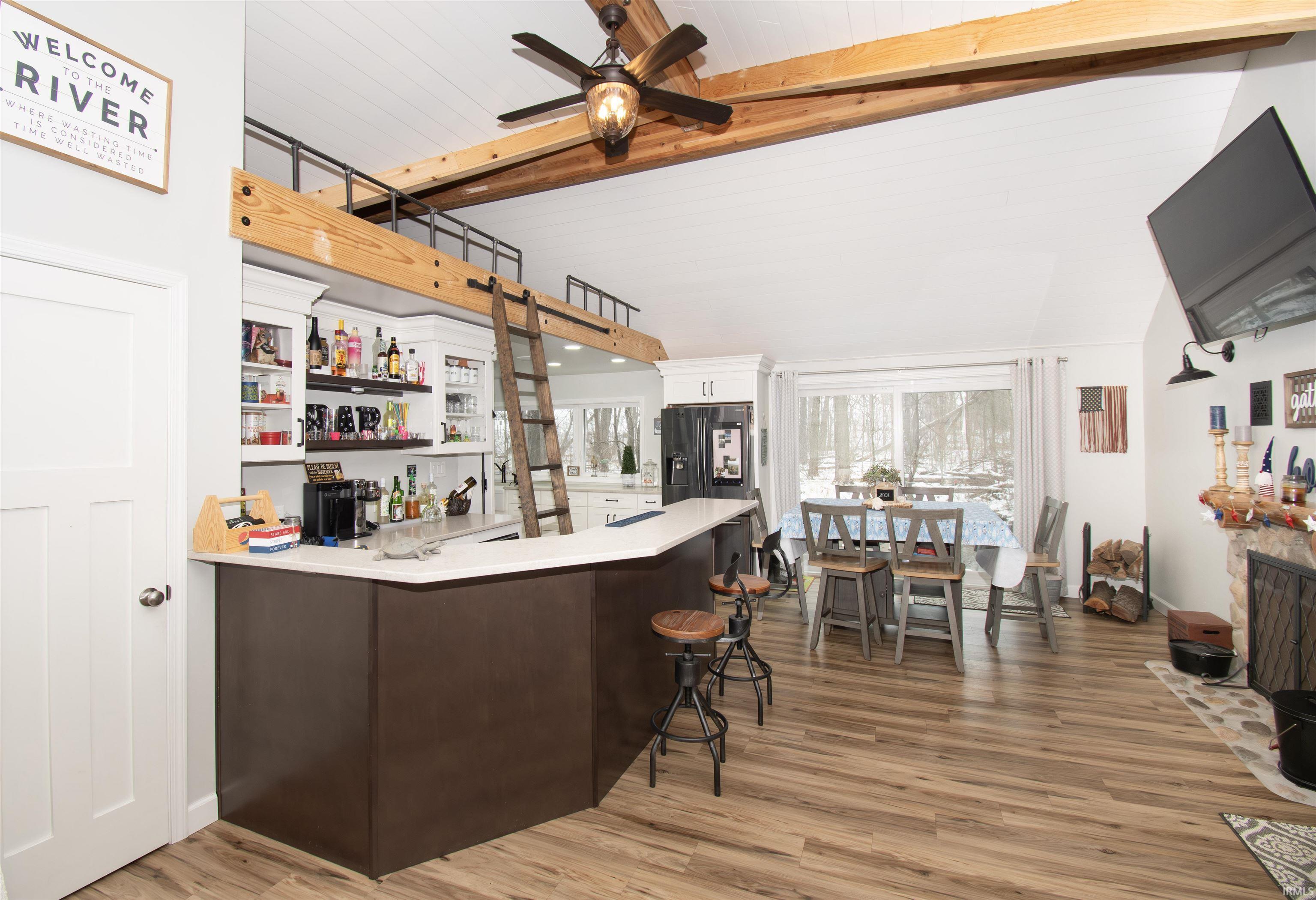 2008 East Riverside Drive Warsaw, IN 46582 - Photo 9 of 34