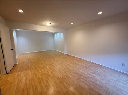 $170,000 | 2601 South Braeswood Boulevard, Unit 1005, Houston, TX 77025