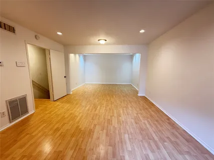 $170,000 | 2601 South Braeswood Boulevard, Unit 1005, Houston, TX 77025