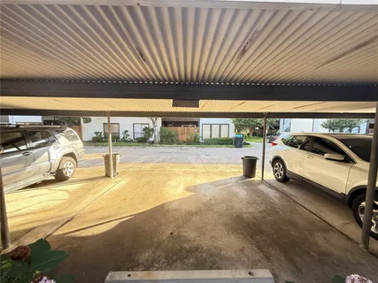 $170,000 | 2601 South Braeswood Boulevard, Unit 1005, Houston, TX 77025