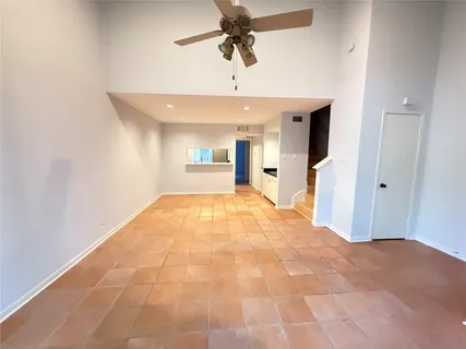 $170,000 | 2601 South Braeswood Boulevard, Unit 1005, Houston, TX 77025