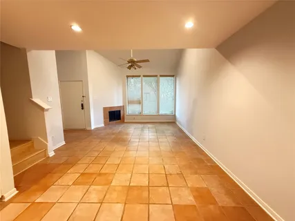 $170,000 | 2601 South Braeswood Boulevard, Unit 1005, Houston, TX 77025