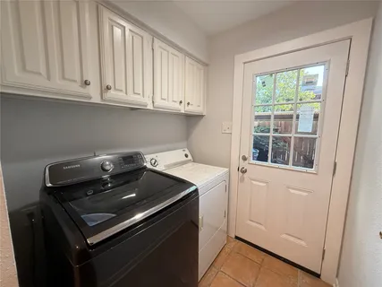 $170,000 | 2601 South Braeswood Boulevard, Unit 1005, Houston, TX 77025