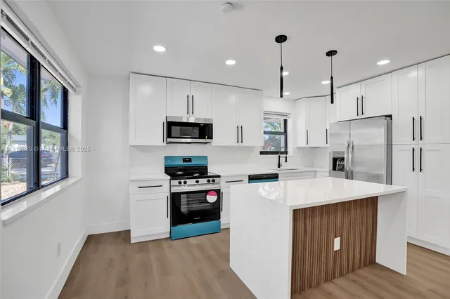 $549,000 | 1302 South 22nd Court, Hollywood, FL 33020