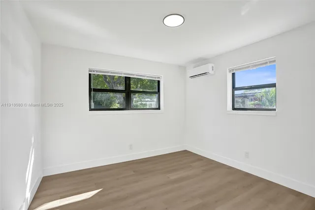 $549,000 | 1302 South 22nd Court, Hollywood, FL 33020