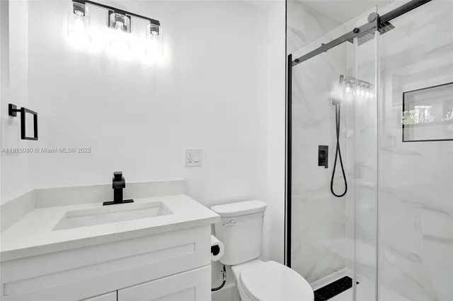 $549,000 | 1302 South 22nd Court, Hollywood, FL 33020