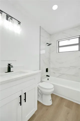 $549,000 | 1302 South 22nd Court, Hollywood, FL 33020