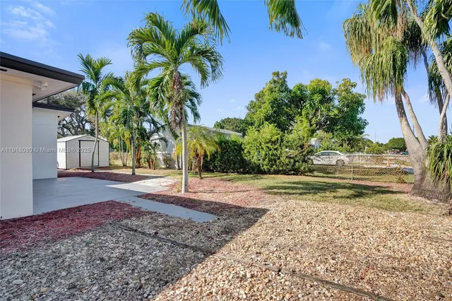 $549,000 | 1302 South 22nd Court, Hollywood, FL 33020