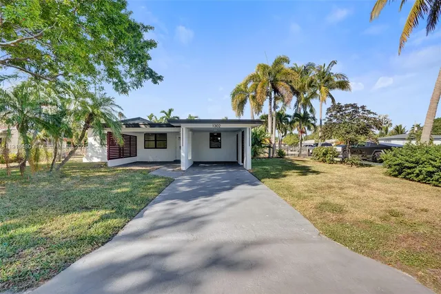 $549,000 | 1302 South 22nd Court, Hollywood, FL 33020