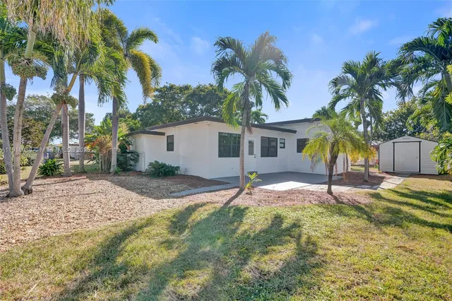 $549,000 | 1302 South 22nd Court, Hollywood, FL 33020