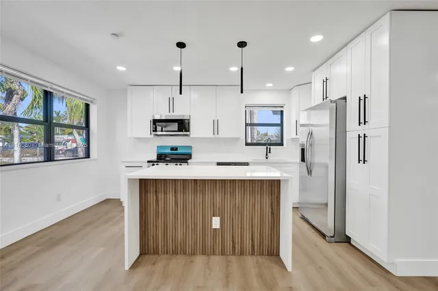 $549,000 | 1302 South 22nd Court, Hollywood, FL 33020