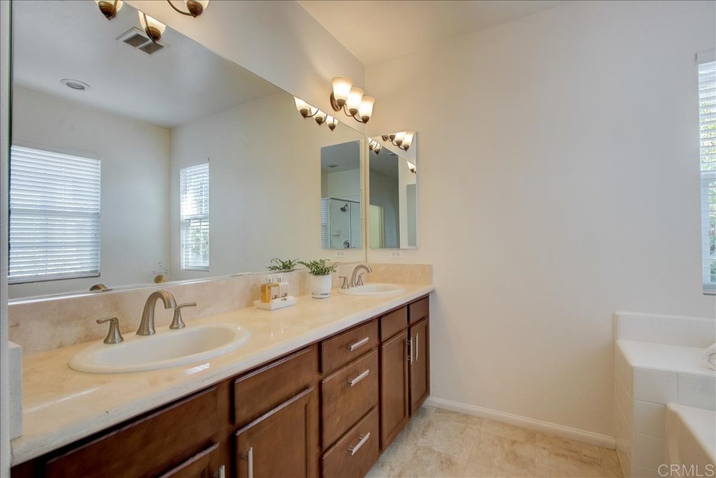 3449 Filoli Circle Carlsbad, CA 92009 - Photo 21 of 35