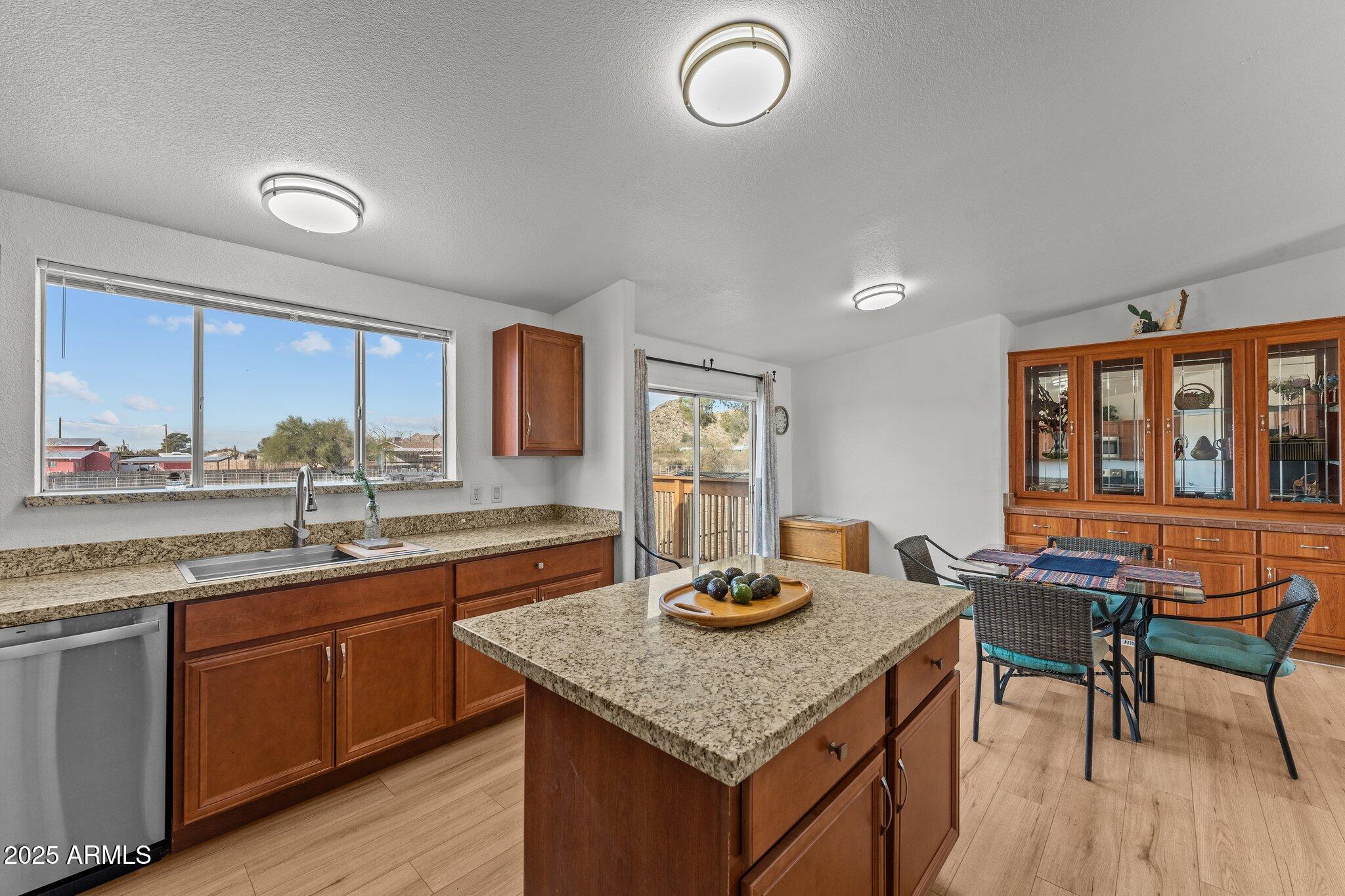 25980 Ghost Town Road Congress, AZ 85332 - Photo 7 of 32 Kitchen/Dining