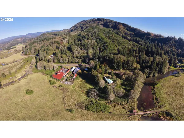 $795,000 | 105 East Valley Road, Skamokawa, WA 98647