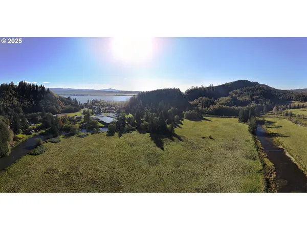 $795,000 | 105 East Valley Road, Skamokawa, WA 98647