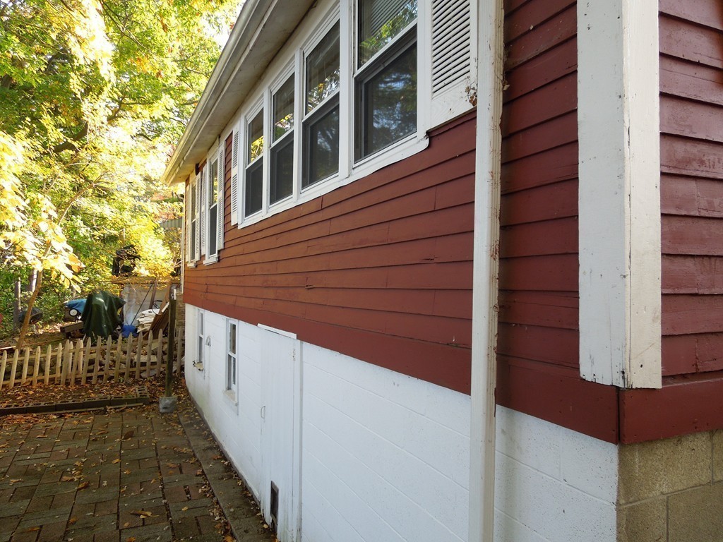189 Riverside Drive Dedham, MA 02026 - Photo 13 of 15 Gallery Image 13