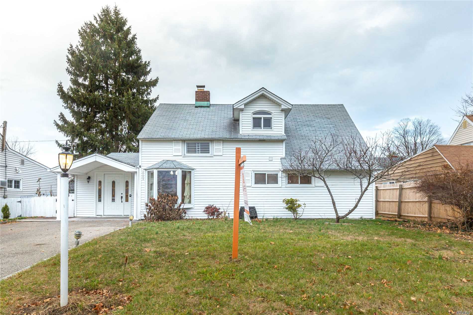 2069 Salisbury Park Drive, Westbury, NY 11590 Compass