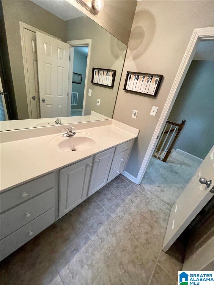 1046 Crest Road Leeds, AL 35094 - Photo 24 of 36