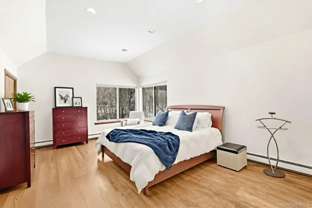 $1,299,999 | 114 Old Lyme Road, Chappaqua, NY 10514