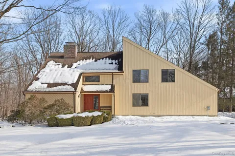 $1,299,999 | 114 Old Lyme Road, Chappaqua, NY 10514