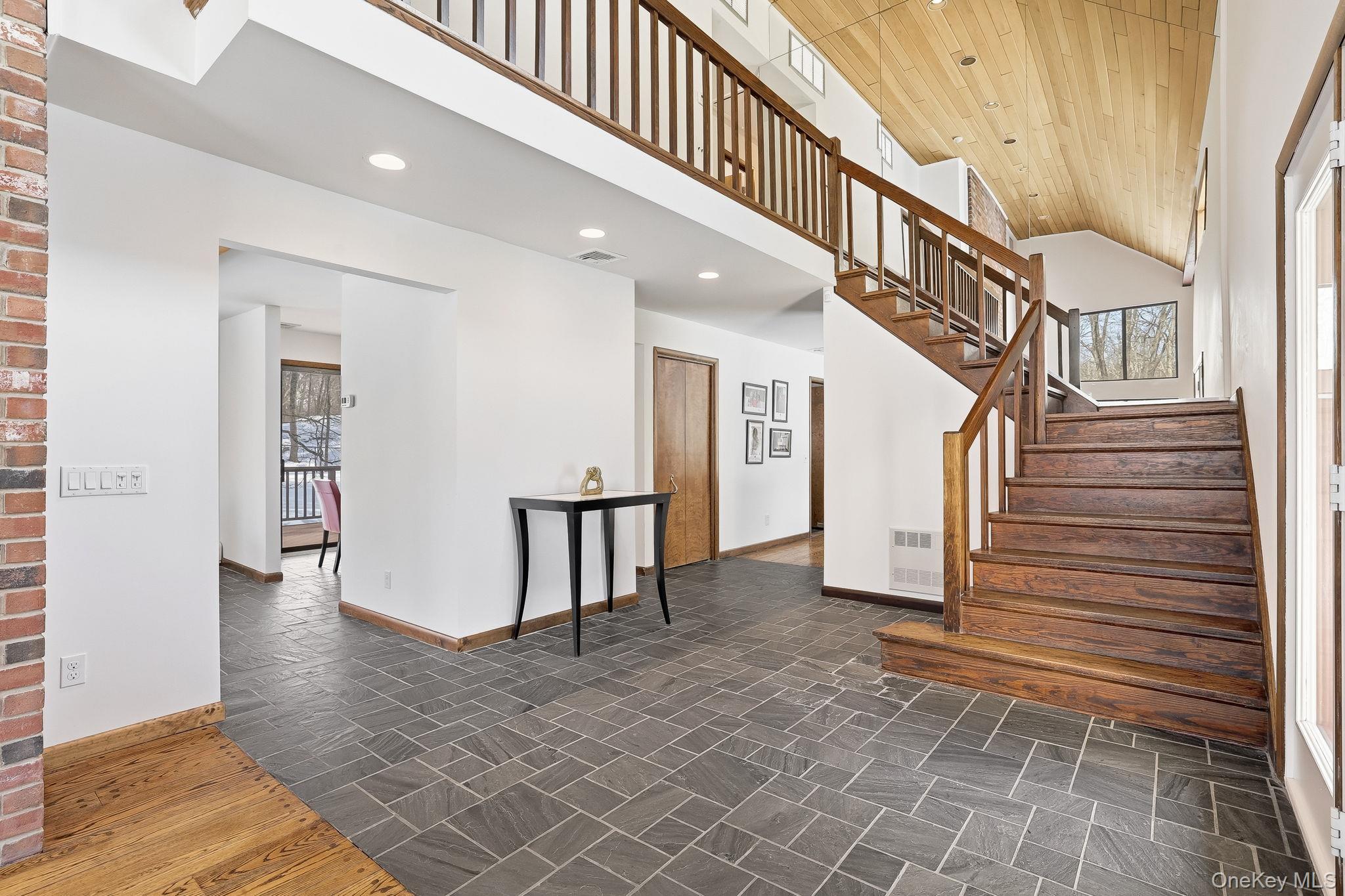 114 Old Lyme Road Chappaqua, NY 10514 - Photo 4 of 30