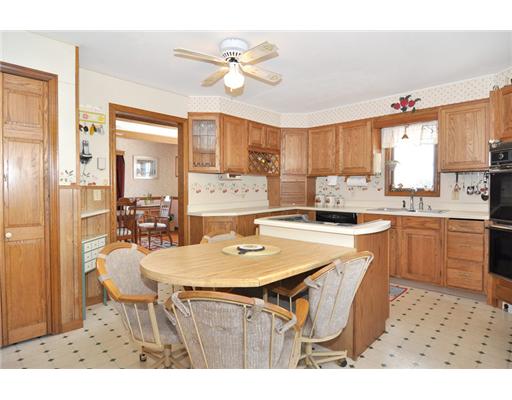 51 Prospect Road South Kingstown, RI 02879 - Photo 6 of 12 Kitchen.