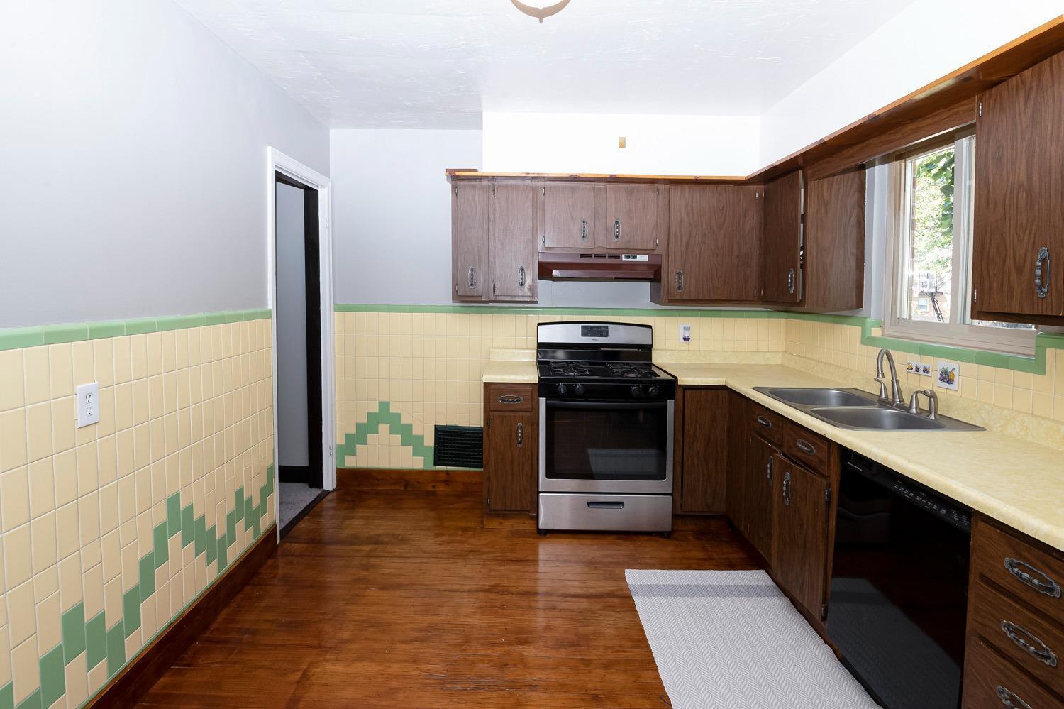 5164 Sidney Road Cincinnati, OH 45238 - Photo 15 of 40