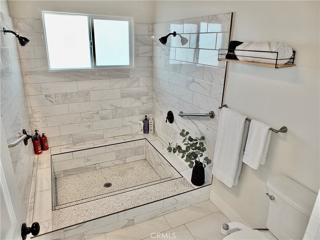 16765 South Pacific Avenue, Unit B' Huntington Beach, CA 90742 - Photo 25 of 45