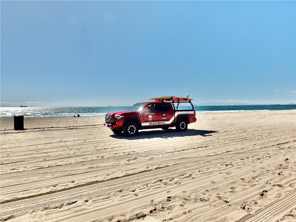 16765 South Pacific Avenue, Unit B' Huntington Beach, CA 90742 - Photo 45 of 45 a car parked on the side of a building