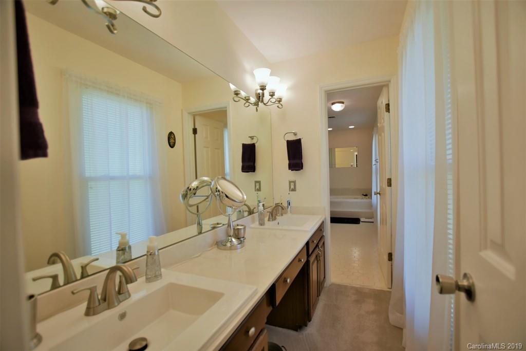 428 Rolling Ridge Road Rock Hill, SC 29730 - Photo 12 of 24 Gallery Image 12