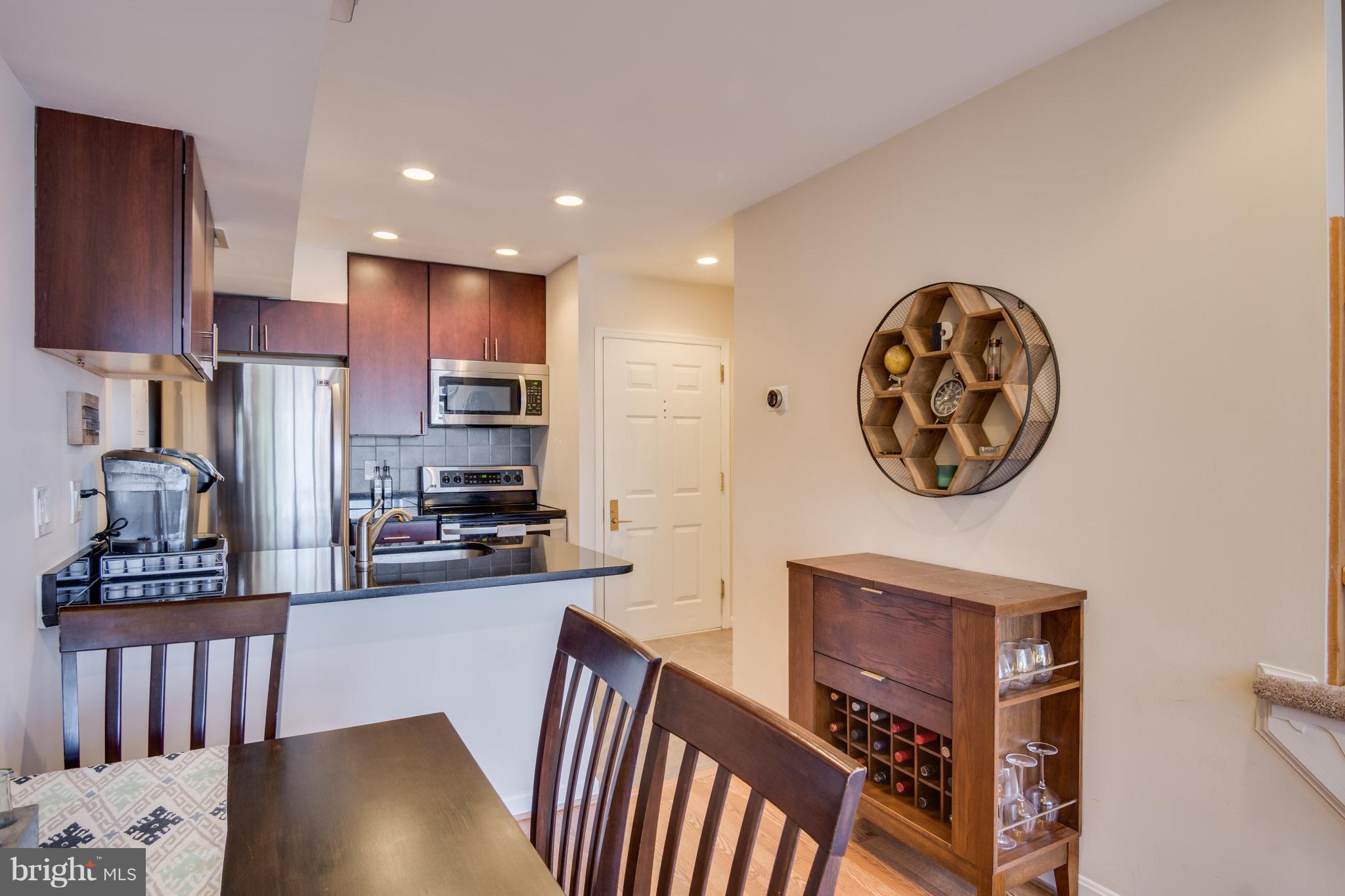 1029 North Stuart Street, Unit 511 Arlington, VA 22201 - Photo 9 of 23 Interior (General)
