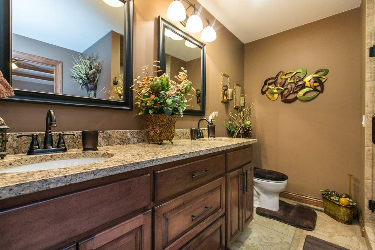 2278 Antler Ridge Drive Dubuque, IA 52002 - Photo 15 of 24 Gallery Image 15