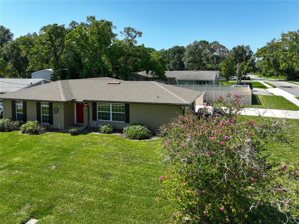300 Oakhurst Street Altamonte Springs, FL 32701 - Photo 2 of 74